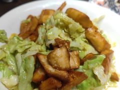 -伊带伊路新疆美食府(呼家楼店)