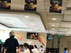 -麦当劳(军博店)