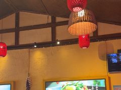 -富正毅三下锅·湘西韵味(天门山索道店)