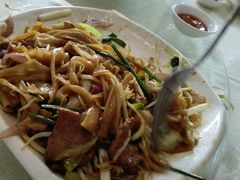 干炒牛河-老地方