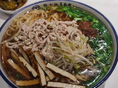 -镇南锅盖面馆(解放路店)