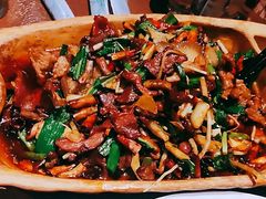 -老滇山寨•云南特色菜•地方菜•民族风情歌舞表演(金碧店)