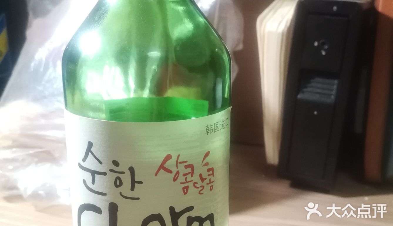 韩国烧酒有点淡,菠萝味倒是很浓郁