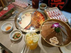 -热辣宗师·串串火锅(万达金街店)