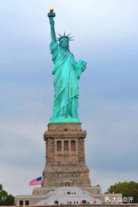 自由女神像图片