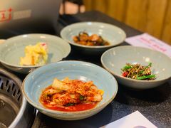 -草家酱蟹炭火烤肉店(珲春南路一店)