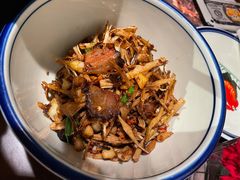 腊肉炒笋-小隐人家(乐松店)