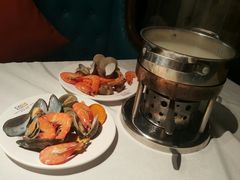 -领鲜活海鲜榴莲自助火锅(东门店)