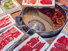-来龍儿鲜切牛肉自助老火锅