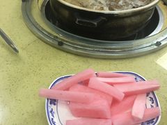 -东巴谷野生菌火锅餐厅
