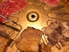 秘制黑猪五花-猪啊牛呀羊啊铜盘烤肉(正大广场店)