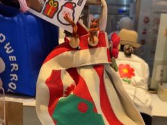 -花花卷卷·鲜食蛋糕(静安久光百货店)