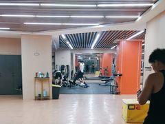 -CXFIT 陈徐健身工作室(凯旋店)