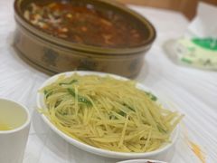 -乡土特色.冷锅鱼.牦牛肉汤锅