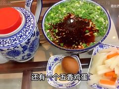 -八合里牛肉火锅(上海世茂广场店)
