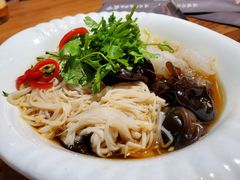 -东来菜馆•手抓海鲜家常菜•海鲜锅贴(鸽子窝店)