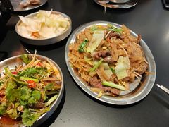 -蚝美人·生蚝海鲜烧烤(茶花园店)