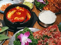 -明洞阿姨·韩式酱蟹烤肉·创意料理(三元桥店)