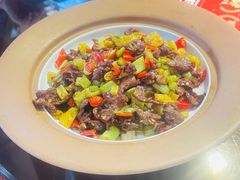 -魏铭鱼头捞饭(晋阳路店)