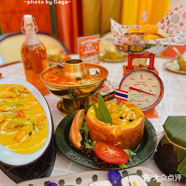 出品真的很稳定，连面包咖喱鸡的面包都烤得很棒！