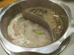 -袁记串串香(泉水轻轨站店)