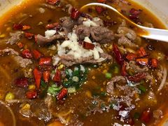 水煮牛肉-大食代美食广场(迪士尼小镇店)