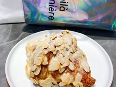 杏仁可颂-光作面包Voila Lumiere(中山店)