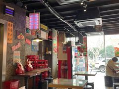 -肥汁米蘭香港米线(定西路店)