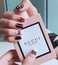 -Pink You美甲美睫纹绣定制中心