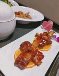 -爱陪伴尊享月子中心(国际店)
