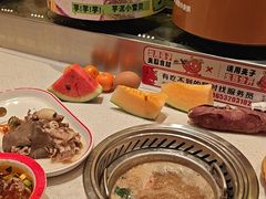-龍歌自助小火锅(市南金茂湾店)