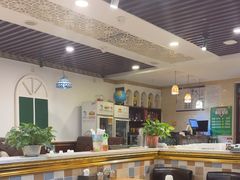 -巴依兄弟西域美食(机场店)