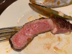 -羽深肉铺 Steak & Wine