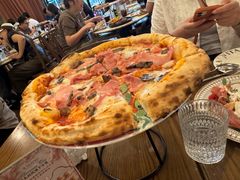 意大利熏火腿和蘑菇披萨-IL TEATRO 精品意大利餐厅