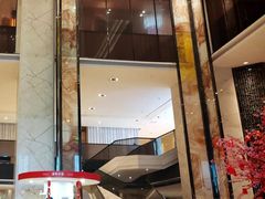 -中山利和希尔顿酒店