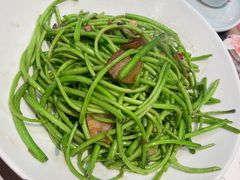 -黄泥岗·地道湖北菜(奥特莱斯店)