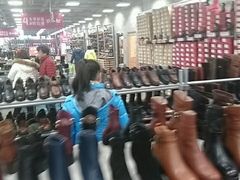 -上品折扣(回龙观店)