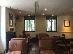 大堂-星巴克臻选(广州沙面店)