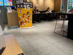 -麦当劳(徐汇漕溪北路百脑汇店)