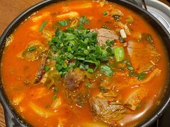 -云海肴·汽锅鸡·云南菜(天山百盛优客店)