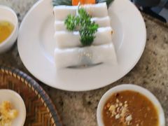 -Bánh Mì Huynh Hoa