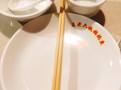 -王老六铁锅炖鱼(长春路店)