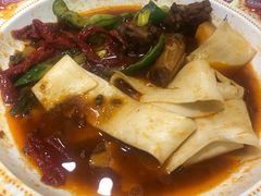 沙湾大盘鸡-塔哈尔·新疆盛宴(城西银泰店)