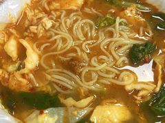 -二钢串叔麻辣烫(华龙大厦店)