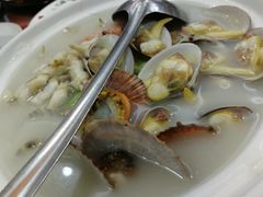 -地方名吃海鲜大馅蒸饺(北戴河店)