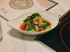 -黄记煌三汁焖锅(新佳丽江汉路店)