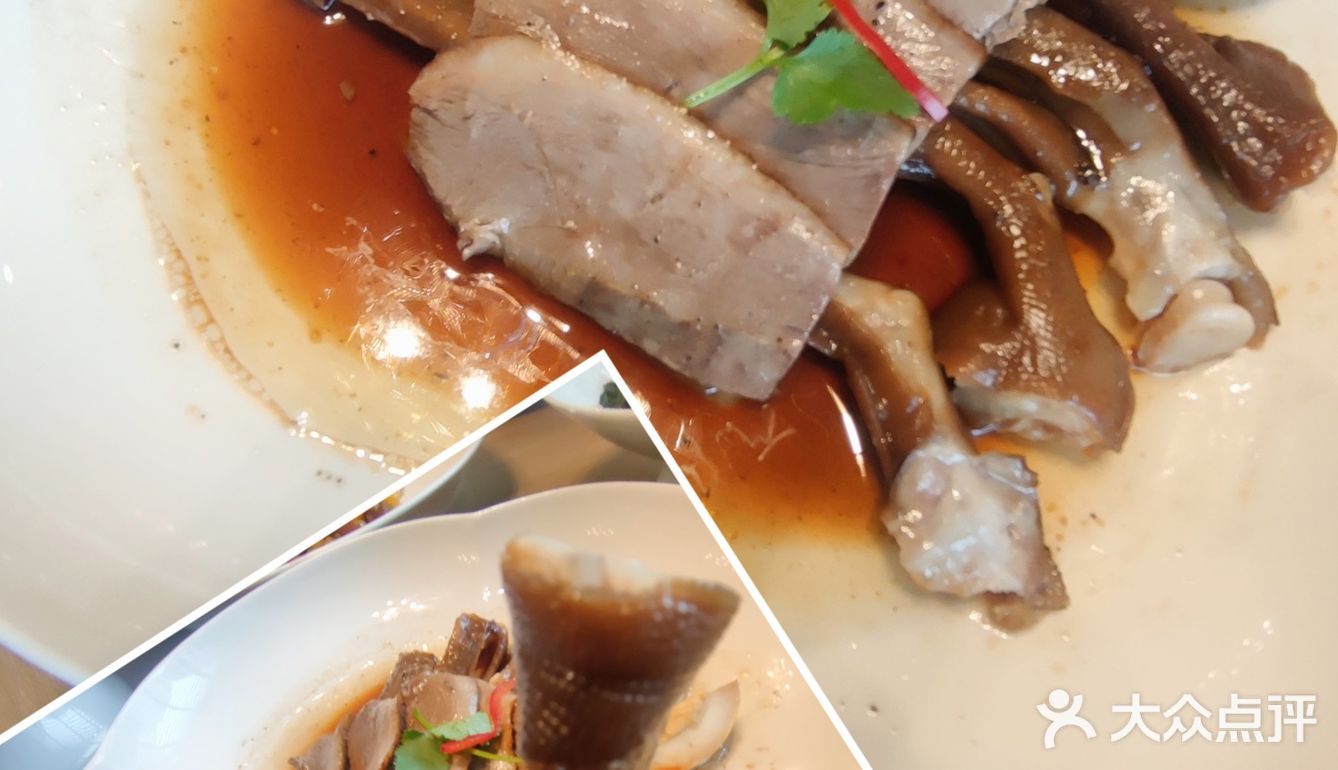 落坐后烦于点菜便团购了585套餐。共有9道菜品且量大