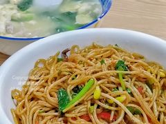 鲜牛肉炒粉-小毛绝杀炒粉