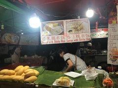 -芒果糯米饭摊子