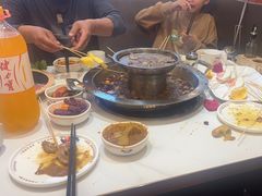 -辣八香新疆孜然串烤火锅(环球港店)